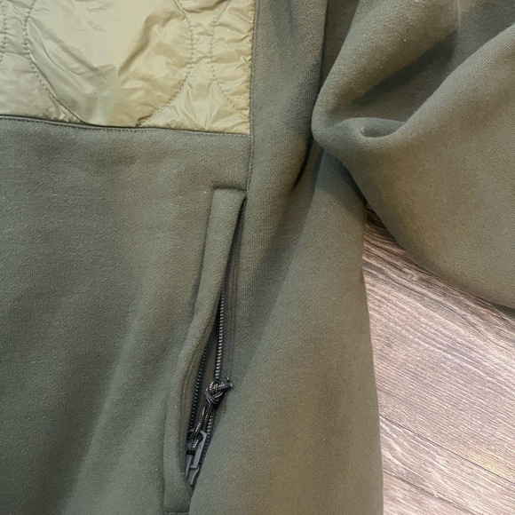 Burton Pullover Sweatshirt - Picture 4 of 5